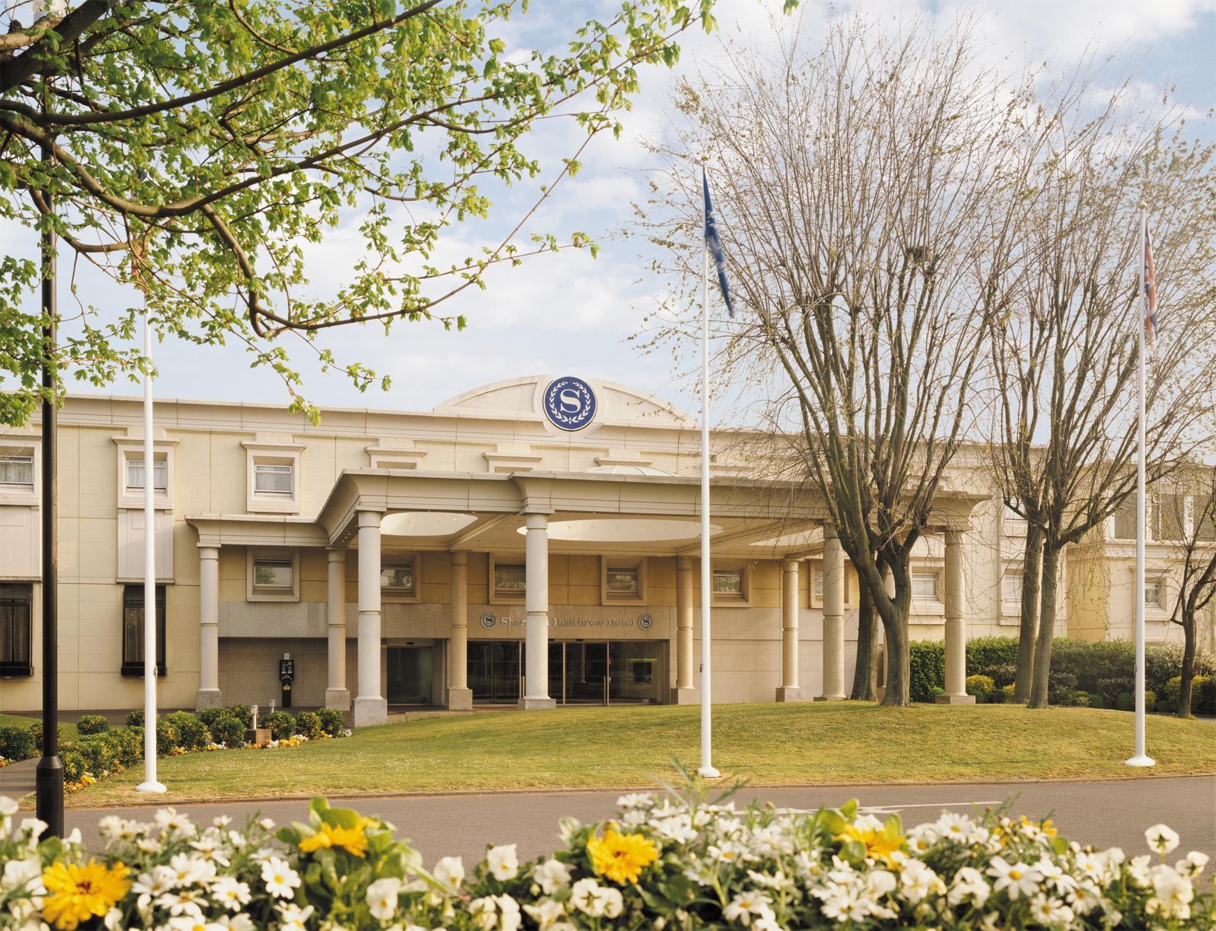 Sheraton Heathrow Hotel Hillingdon Exterior foto